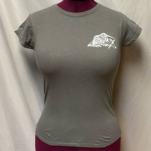 Gildan indigenous art graphic tee